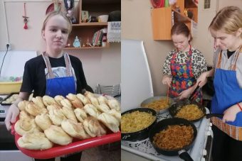 В Тверской области ученики школы-интерната приготовили угощения бойцам СВО В Тверской области ученики школы-интерната приготовили угощения бойцам СВО