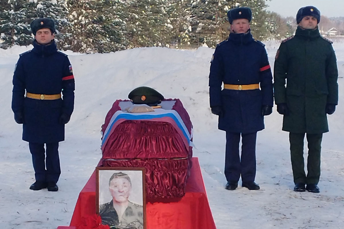 В Тверской области простились с погибшим на СВО Геннадием Кравцовым