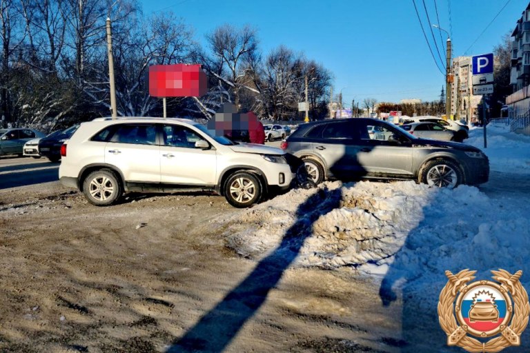 Нарушение правил при повороте стало причиной ДТП в Твери
