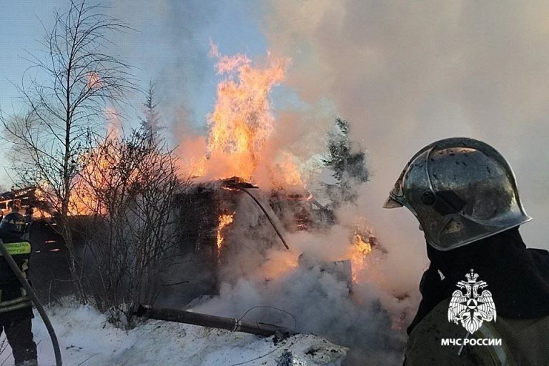 Женщина погибла при пожаре под Тверью