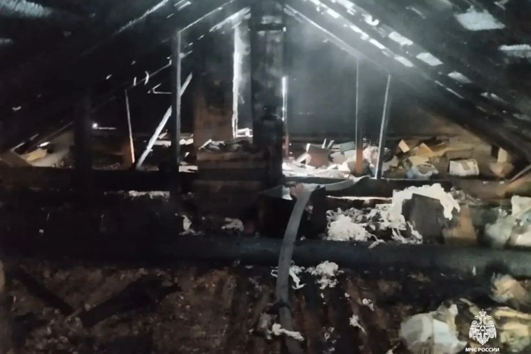 В Тверской области горел жилой дом