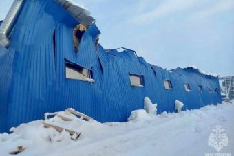 На предприятии в Твери обрушилась кровля цеха