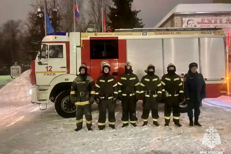 Мужчину спасли на пожаре в Тверской области