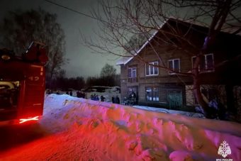 Мужчину спасли на пожаре в Тверской области