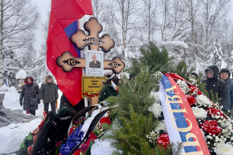 Жители Тверской области простились с двумя рядовыми, погибшими на СВО