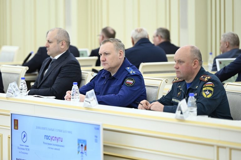 Виталий Королев определил приоритеты развития МФЦ в Тверской области