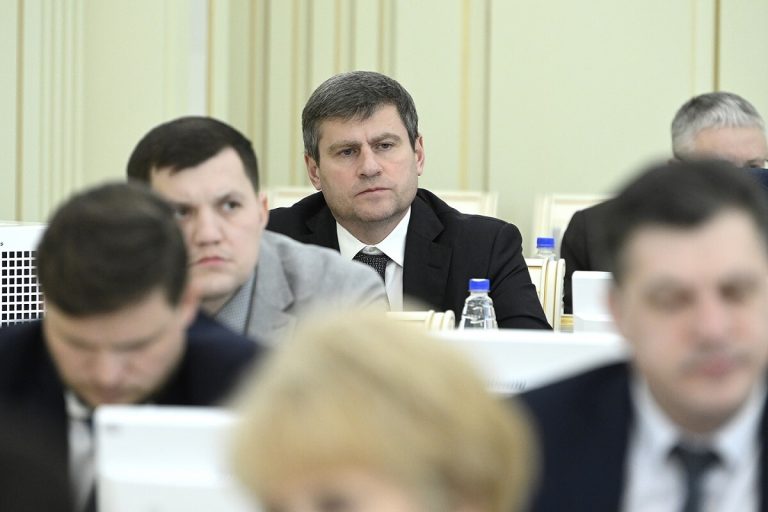 Виталий Королев определил приоритеты развития МФЦ в Тверской области