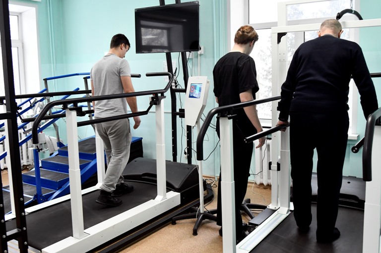 Тверские медики помогают ветеранам СВО справиться с последствиями тяжелых ранений