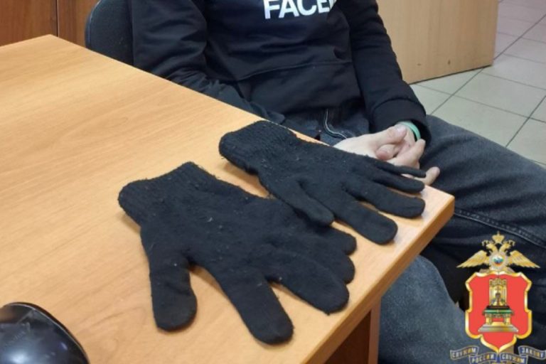 Житель Тверской области обворовал торговый павильон