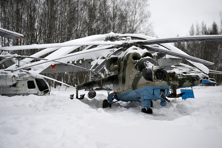 Глава Тверской области встретился с вертолетчиками