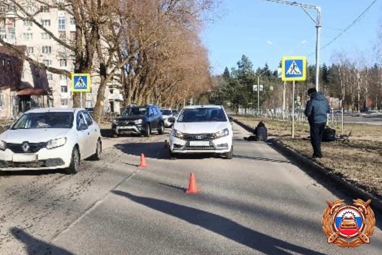 На пешеходном переходе в Тверской области сбили мужчину