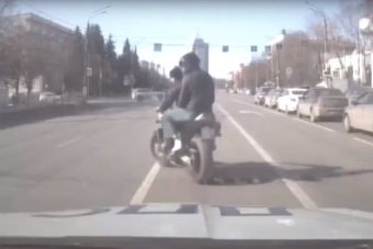 Пять суток ареста получил байкер, пытавшийся скрыться от ДПС в Твери Пять суток ареста получил байкер, пытавшийся скрыться от ДПС в Твери