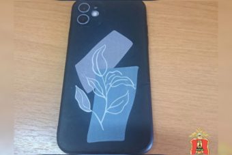 Жительница Тверской области подозревается в присвоении найденного телефона Жительница Тверской области подозревается в присвоении найденного телефона