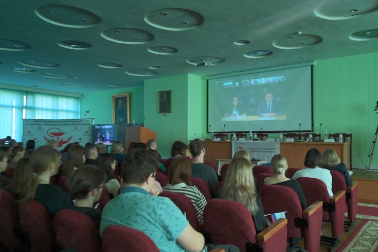 В Твери обсудили поддержку медиков и кадровые вопросы