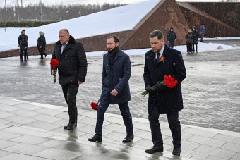 Глава Тверской области участвует в торжествах в честь 83-летия освобождения ржевского края Глава Тверской области участвует в торжествах в честь 83-летия освобождения ржевского края