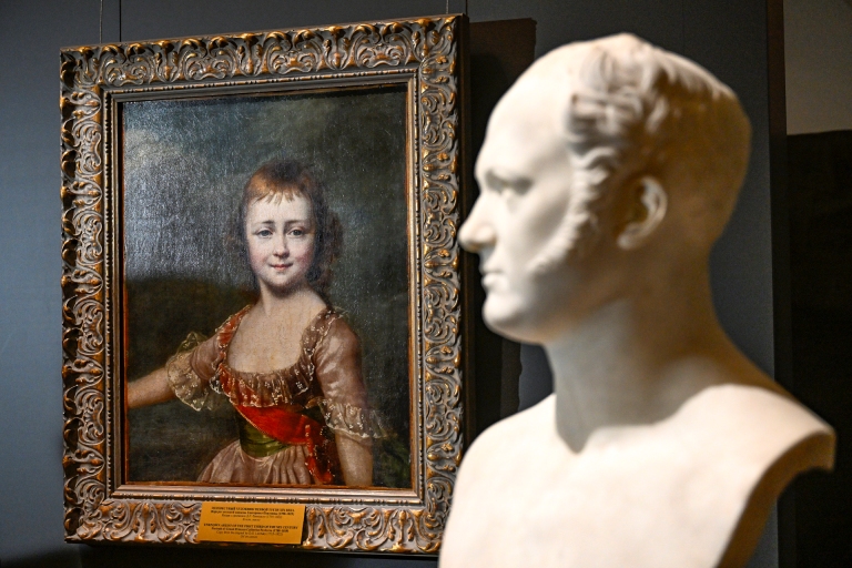 Виталий Королев открыл уникальную выставку в Тверском императорском дворце