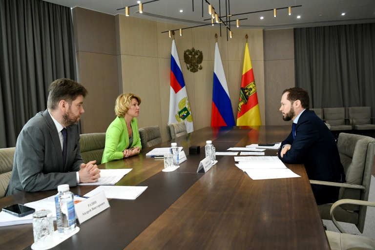 Оксана Лут и Виталий Королев обсудили перспективы развития АПК Тверской области