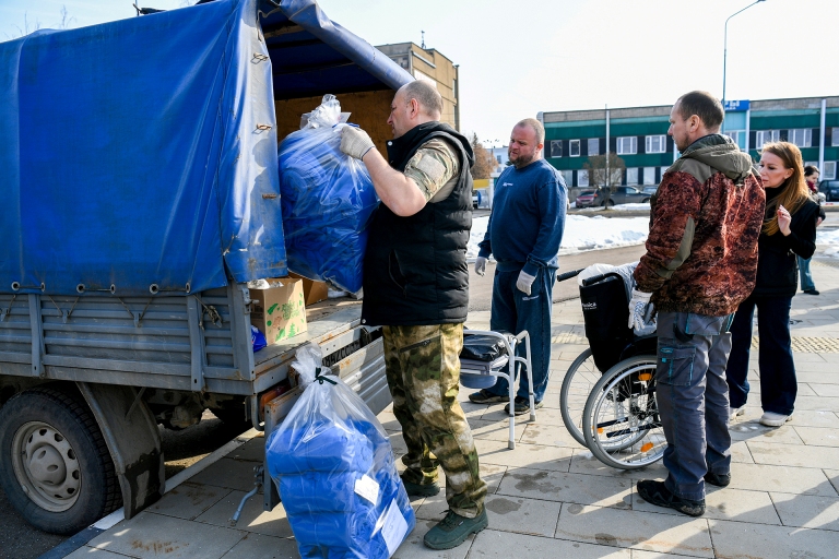 Автомобиль и стройматериалы отправили в зону СВО из Тверской области