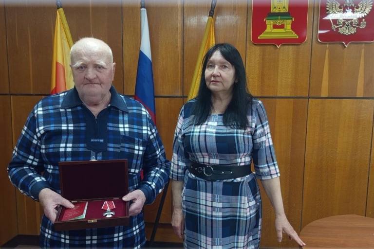 Жителю Тверской области вручили орден погибшего на СВО сына