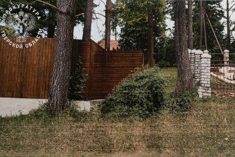 Житель Тверской области возвел террасу у братской могилы