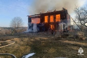 В Тверской области сгорел дотла дом