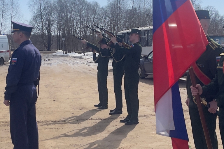В Тверской области проводили в последний путь молодого участника СВО