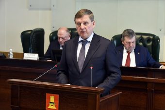 Сенатор Епишин отчитался перед тверскими законодателями о работе Сенатор Епишин отчитался перед тверскими законодателями о работе