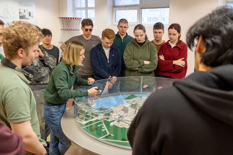 Студенты Московского энергетического института познакомились с работой Калининской АЭС