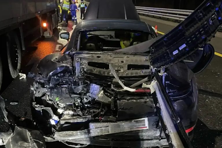 В Тверской области такси сбило ребенка на самокате