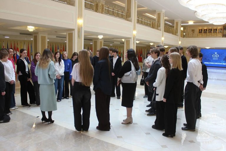 Тверские олимпиадники посетили Совет Федерации