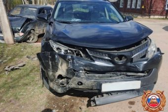 Неосторожный выезд на перекресток спровоцировал ДТП в Тверской области