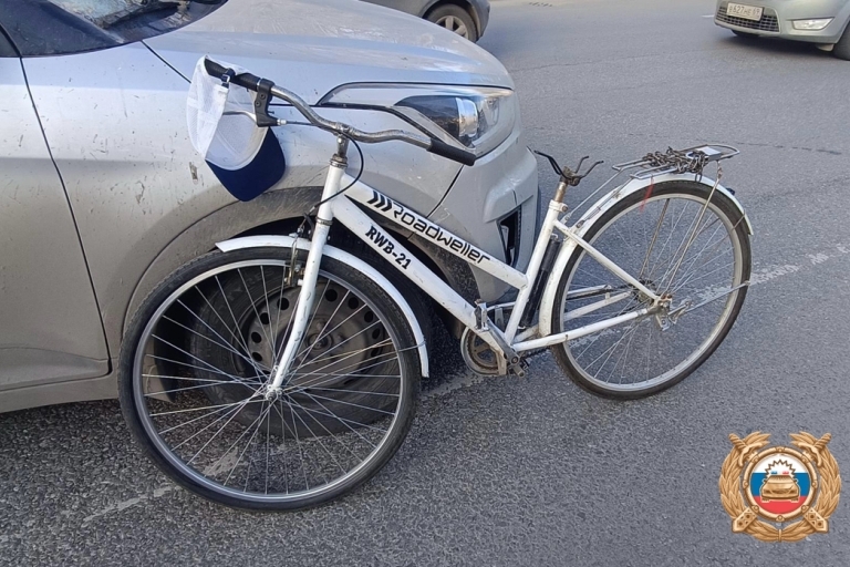 В Твери 10-летний велосипедист попал под колеса кроссовера