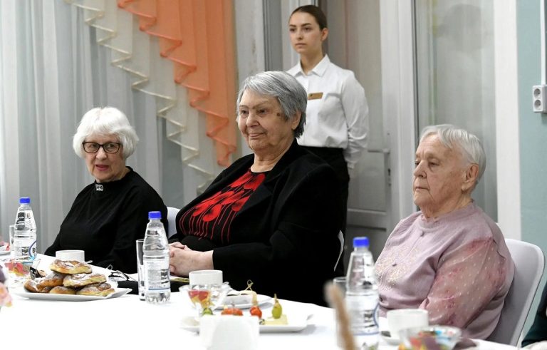 Министр труда РФ высоко оценил занятость молодежи Тверской области