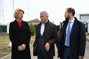 Оксана Лут и Виталий Королев обсудили главные достижения тверского АПК Оксана Лут и Виталий Королев обсудили главные достижения тверского АПК