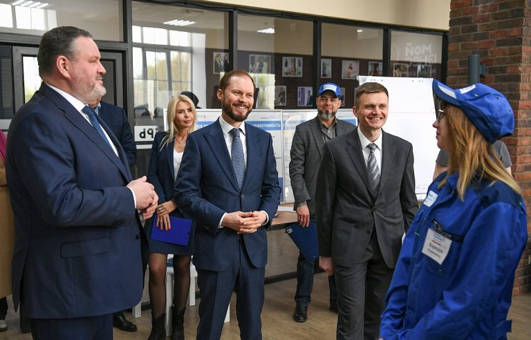 Министр труда РФ высоко оценил занятость молодежи Тверской области