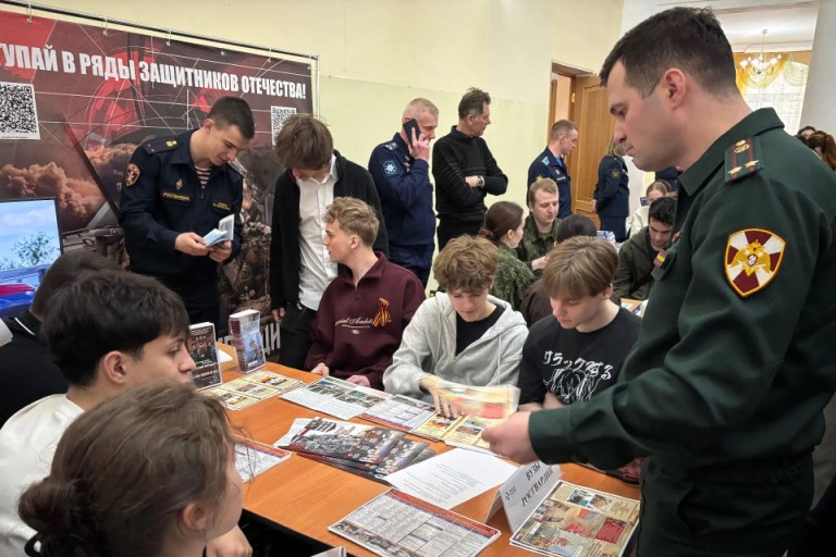В Тверской области сотни старшеклассников задумались о военной профессии