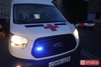 В Тверской области женщина взяла в заложники бригаду скорой помощи В Тверской области женщина взяла в заложники бригаду скорой помощи