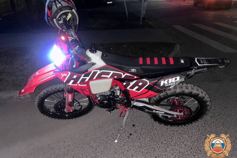 В Тверской области подросток на кроссовом мотоцикле травмировался в ДТП