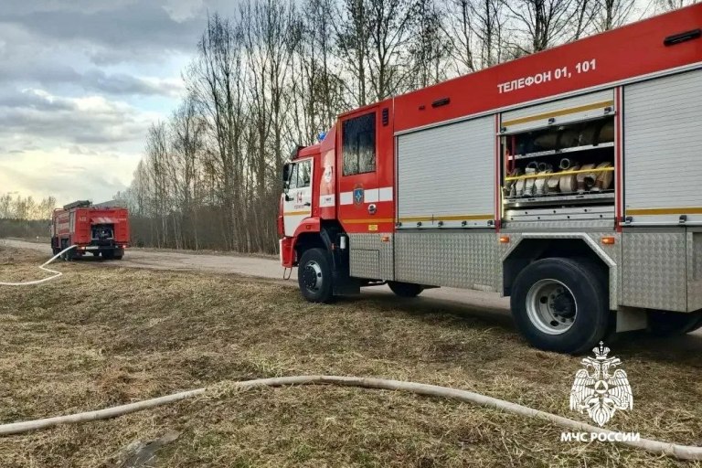 В Тверской области из-за детской шалости загорелся дом