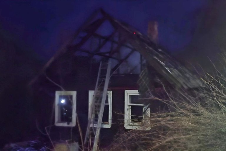 Женщина погибла при пожаре в Тверской области