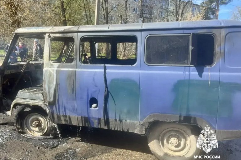 В Тверской области на ходу загорелся автомобиль