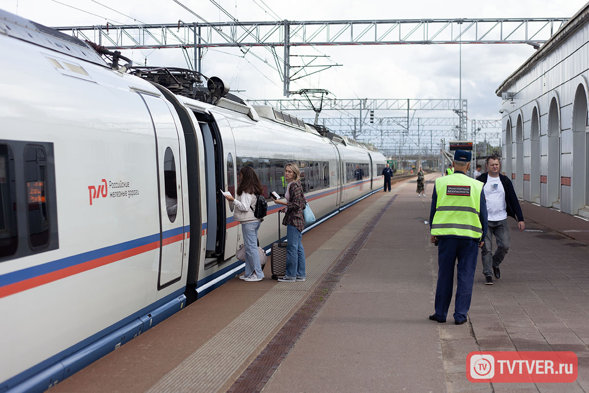В РЖД посчитали пассажиропоток курсирующих через Тверь Сапсанов
