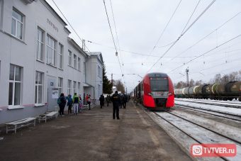 Отменены две электрички выходного дня между Тверью и Торжком Отменены две электрички выходного дня между Тверью и Торжком
