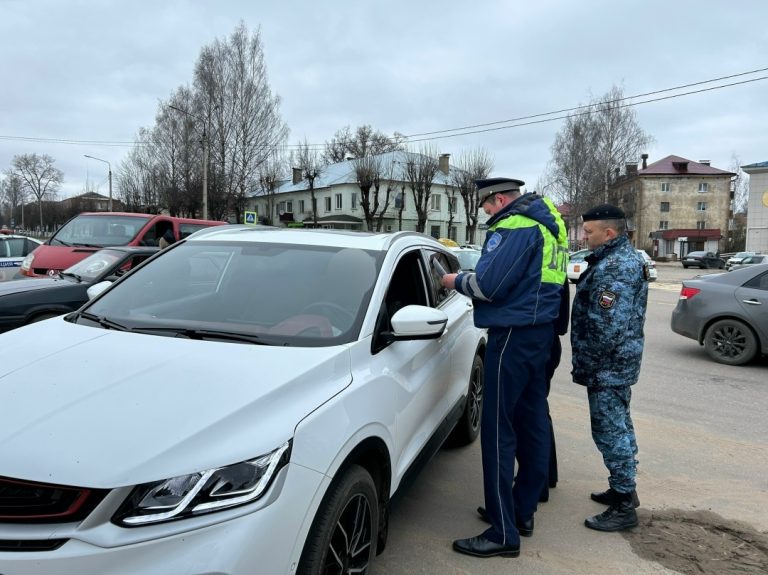 В Тверской области среди автомобилистов искали должников