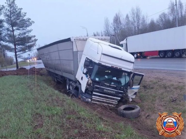 После встречи с фурой в Тверской области легковушку разорвало в клочья