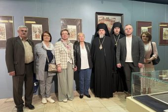 В Храме Христа Спасителя открылась выставка художницы из Твери