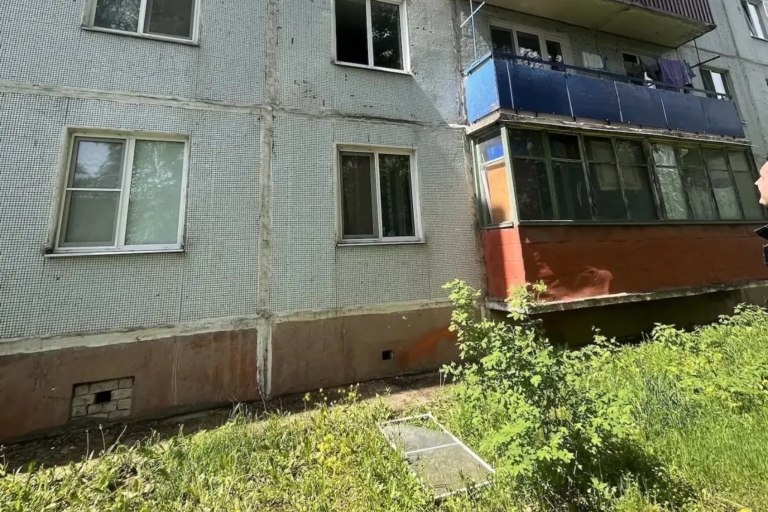 В Твери 3-летний мальчик выпал из окна