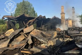 Два человека погибли при пожаре в Тверской области Два человека погибли при пожаре в Тверской области