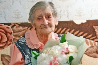 Ветеран войны из Тверской области Клавдия Струнаева отметила вековой юбилей
