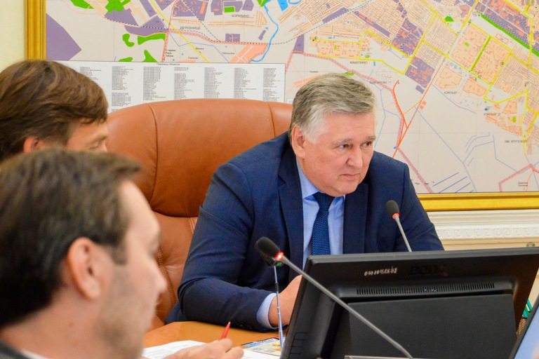 Глава Твери обсудил с общественниками ход голосования по федеральному проекту
